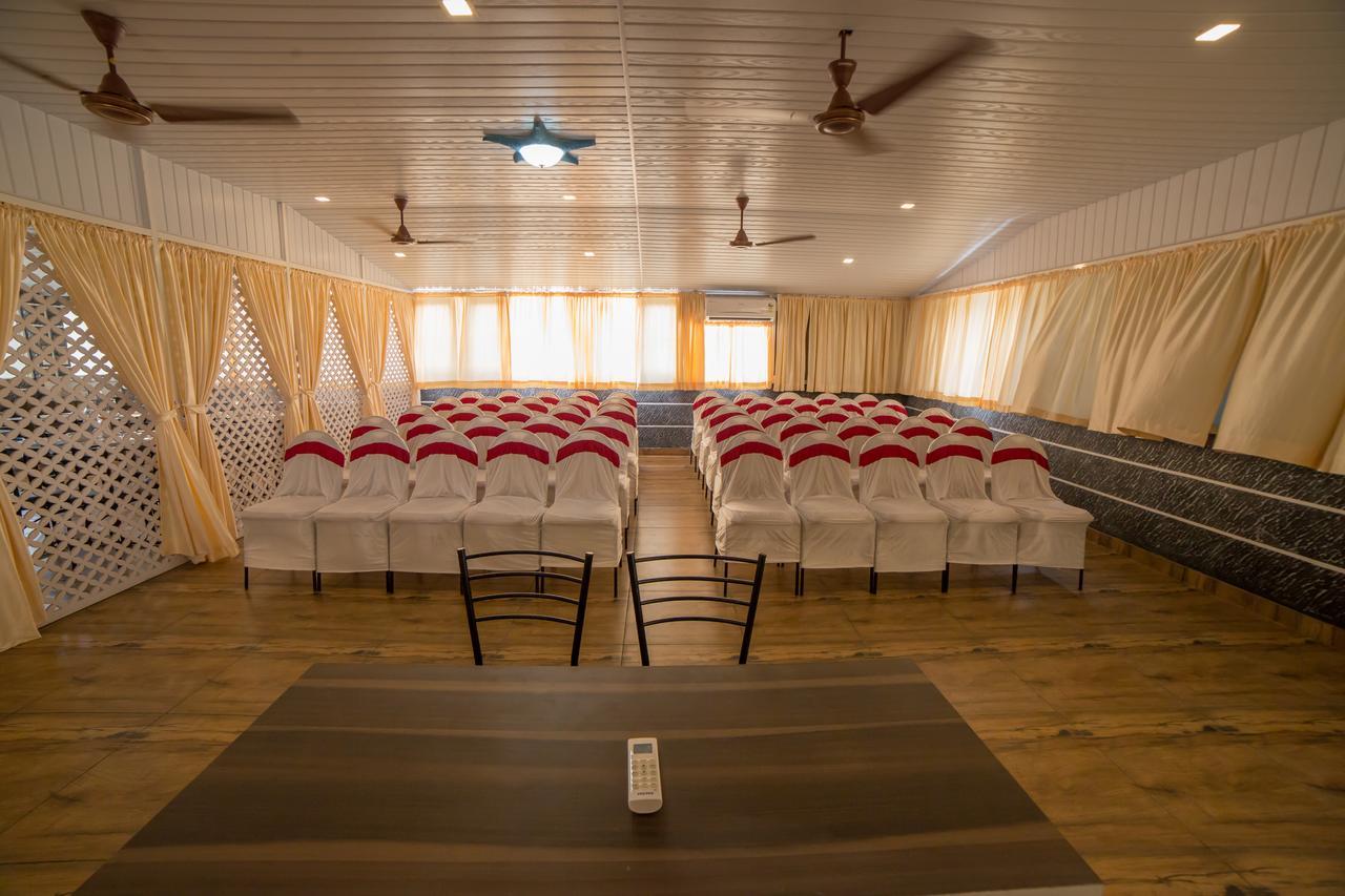 South Gate Residency Hotel Kochi Bagian luar foto